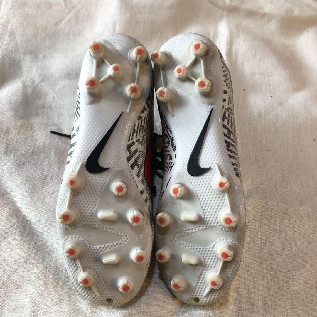 ナイキサッカースパイク