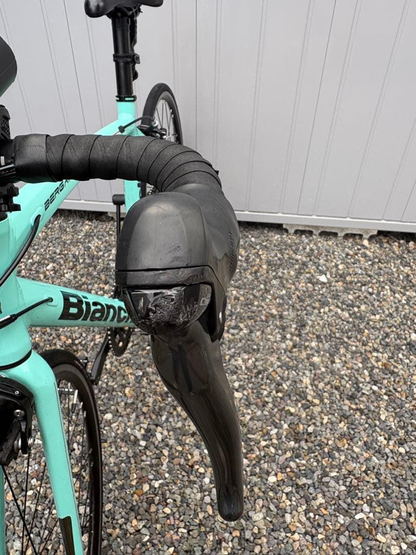 Bianchi ロードバイク アクアブルー