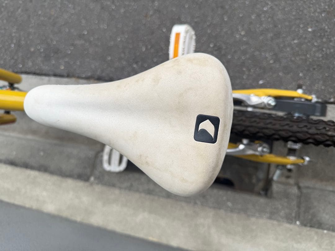 LOUIS GARNEAU キッズバイク イエロー 前カゴ付き