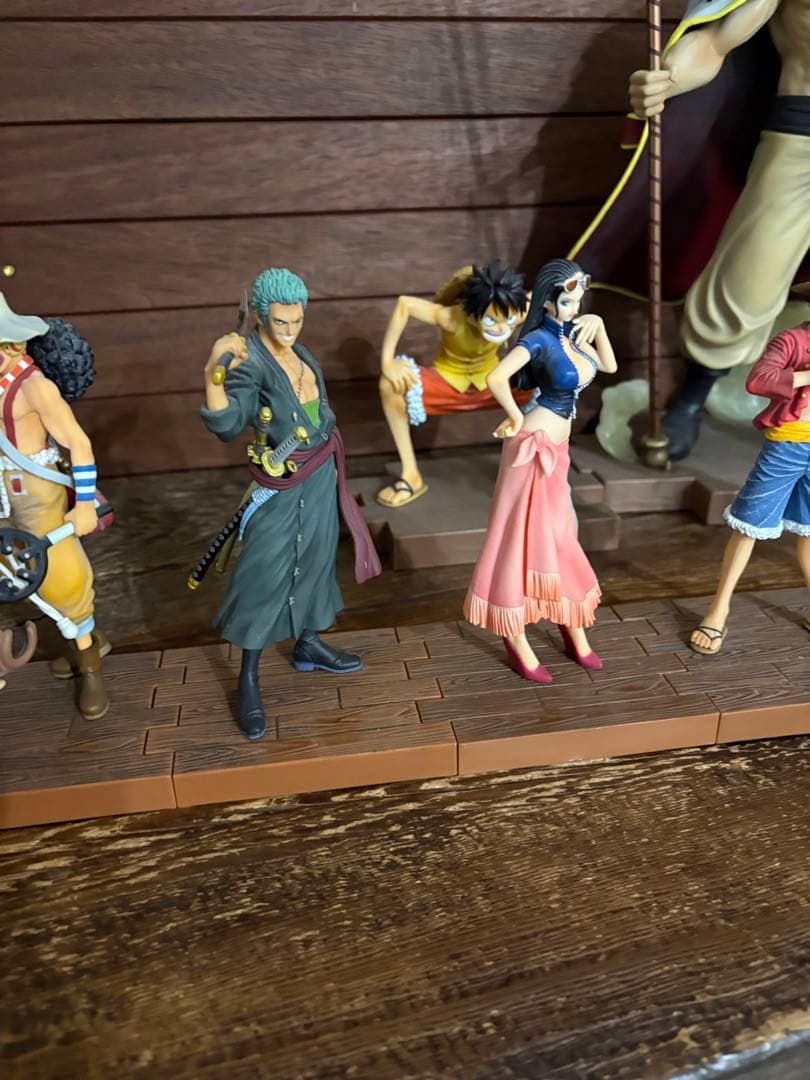 ONE PIECE ワンピースフィギュア1番くじセット売り