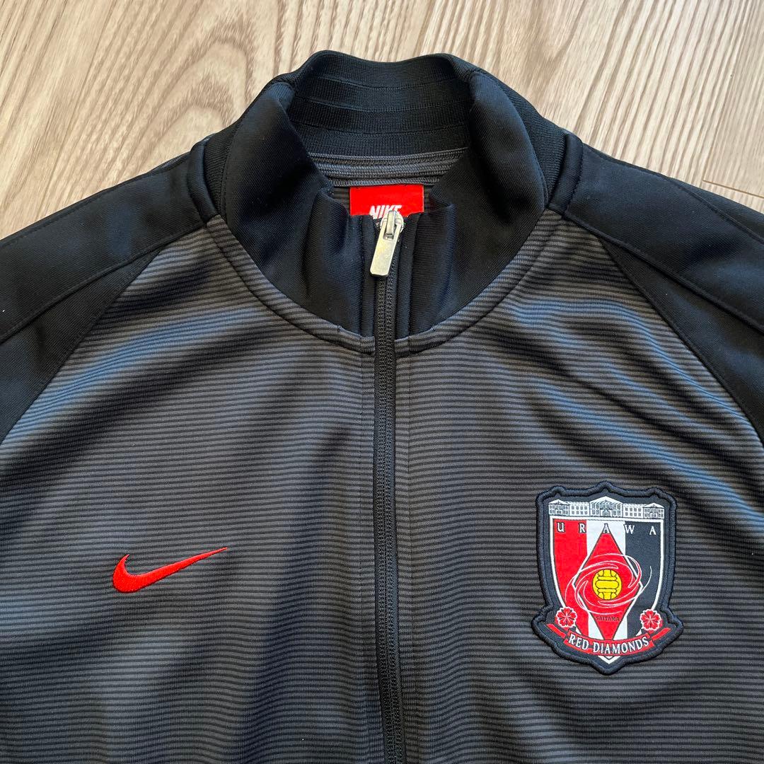 浦和レッズ　Nike ジャケット XL 黒