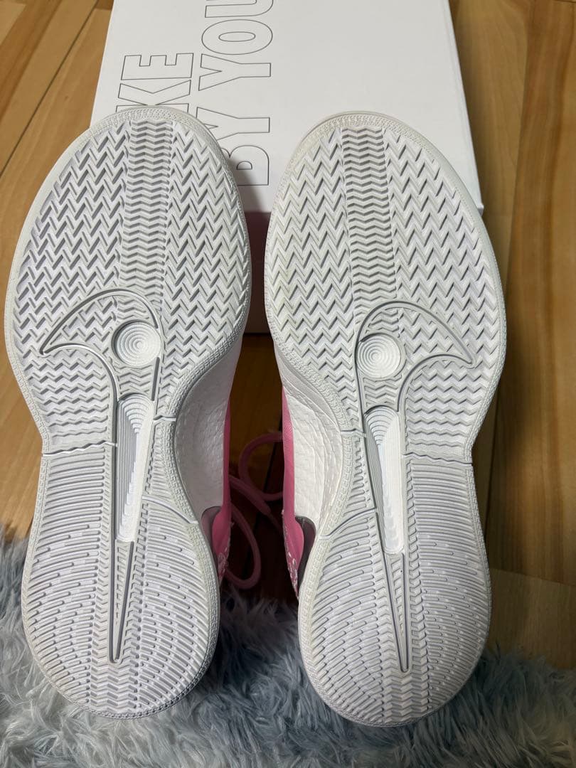 Nike サブリナ2