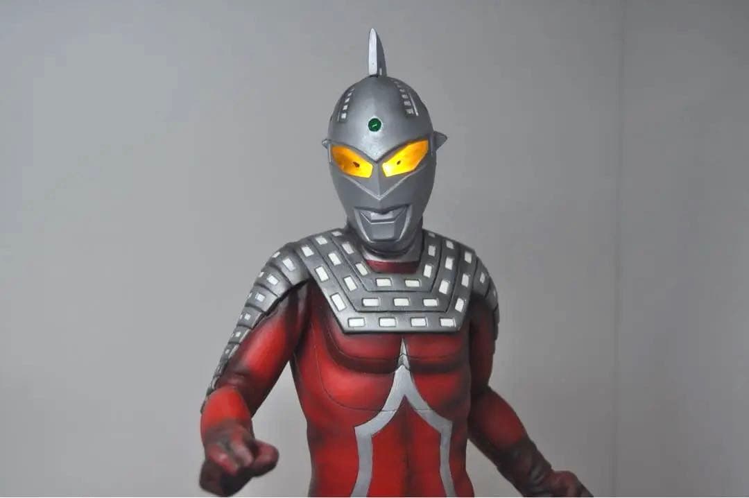 バンプレスト ビックサイズソフビ ウルトラセブン リペイント 電飾