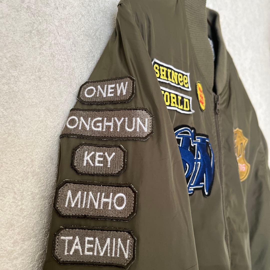 SHINeeワッペンブルゾン