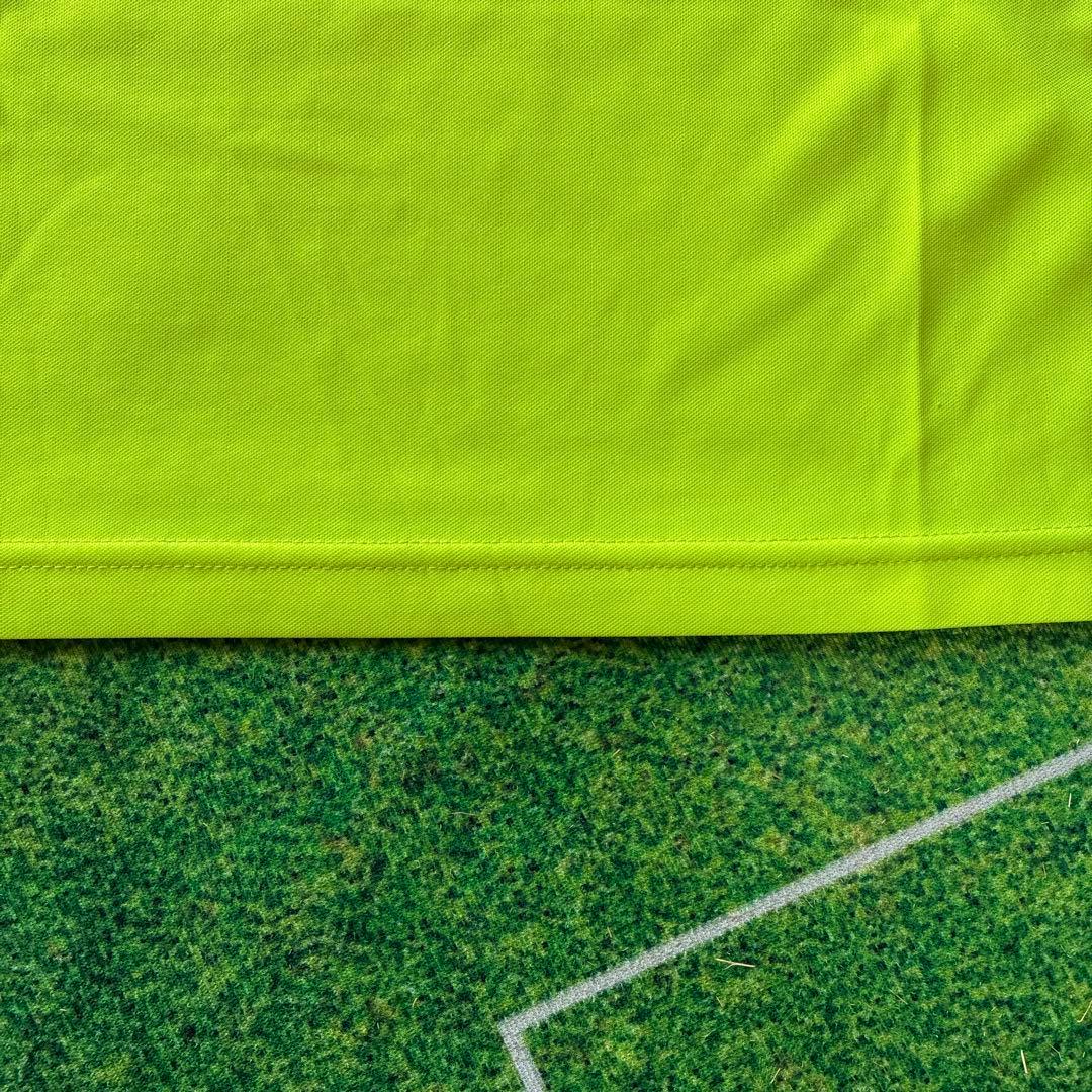 サッカー　FCバルセロナ　ウェア　イエロー シャツ