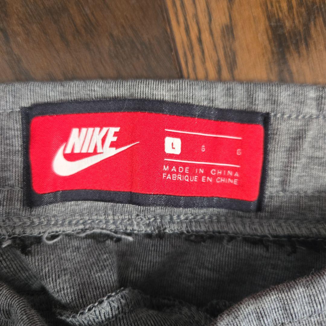 NIKE　テックフリース　セットアップ　レディース