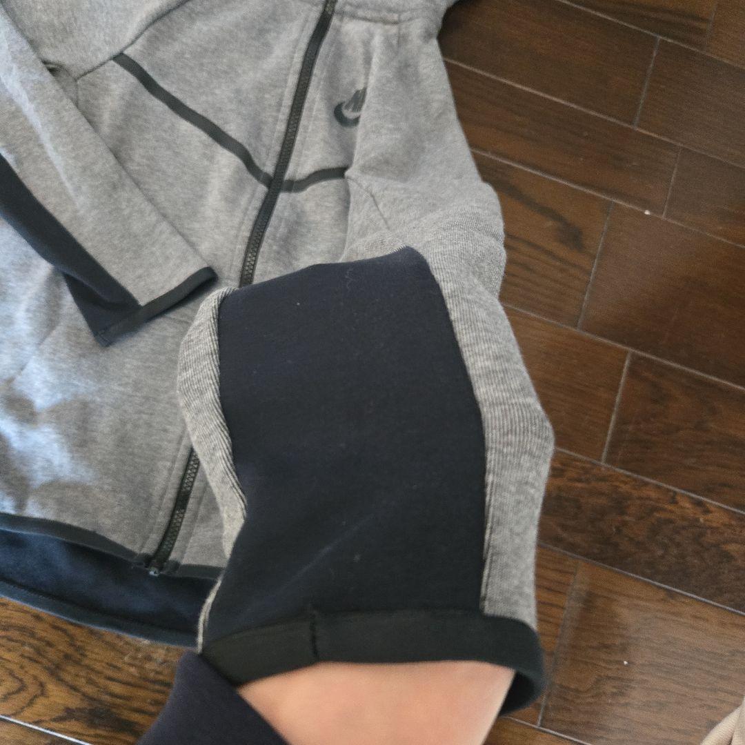 NIKE　テックフリース　セットアップ　レディース