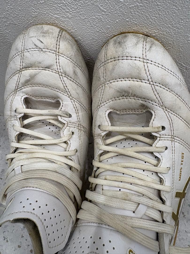 ASICS サッカーシューズ 26.5cm ホワイト/ゴールド