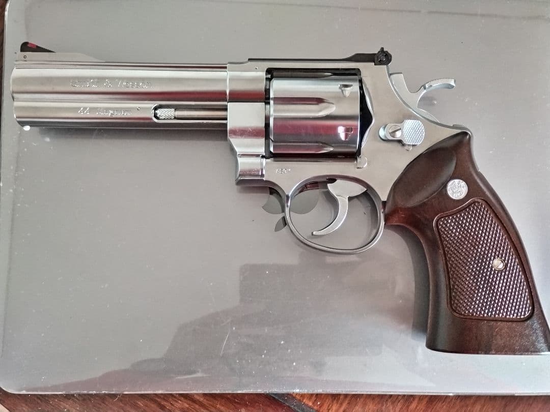 Smith&Wesson M629 マルシン製　ガスガン