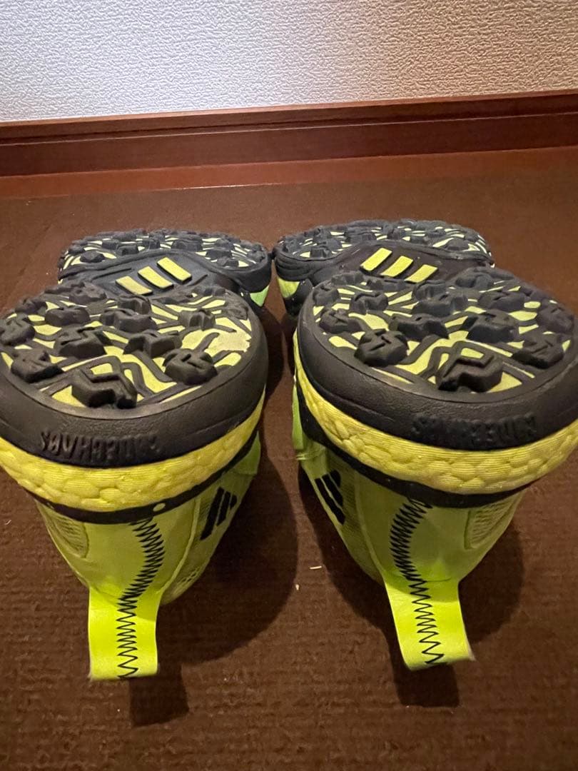 アディダス BOAコードカオス25 BOOST ゴルフシューズ 蛍光イエロー