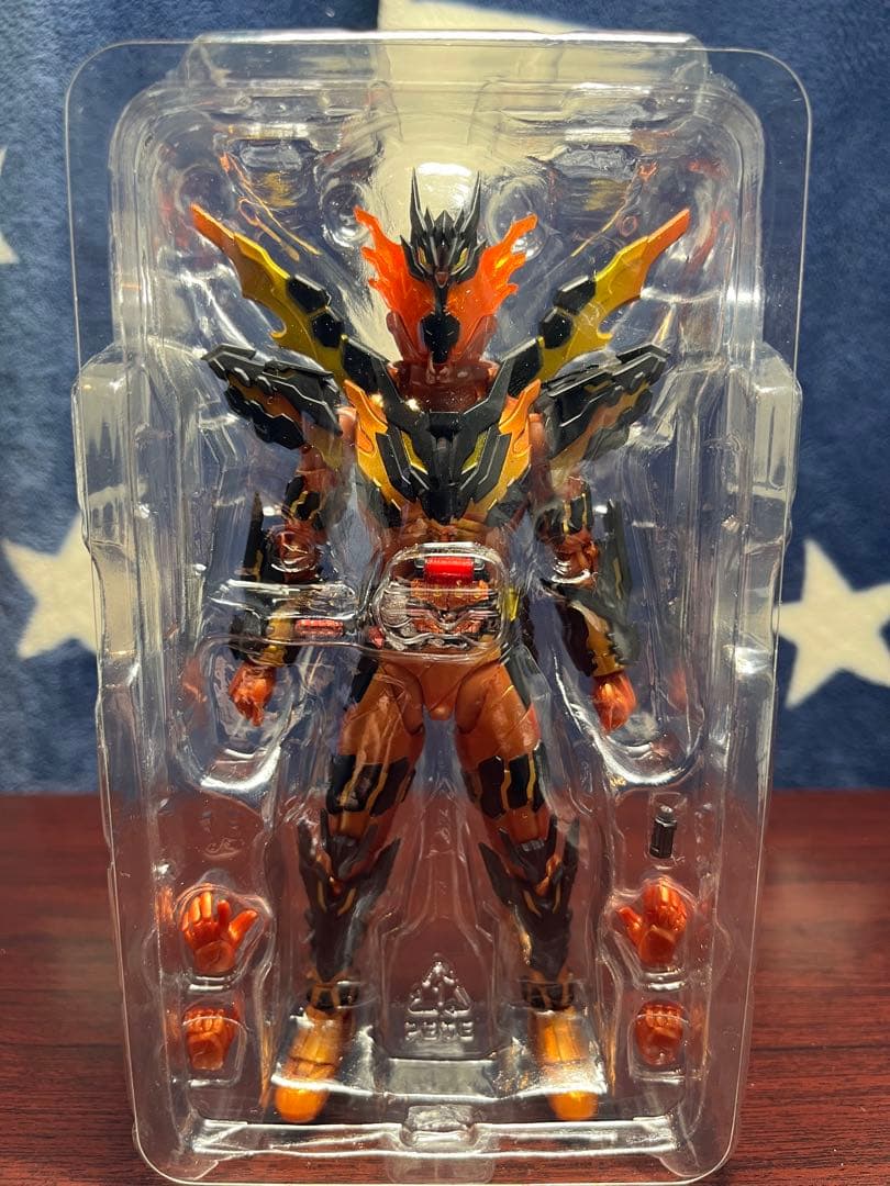 S.H.Figuarts 仮面ライダー クローズ マグマ