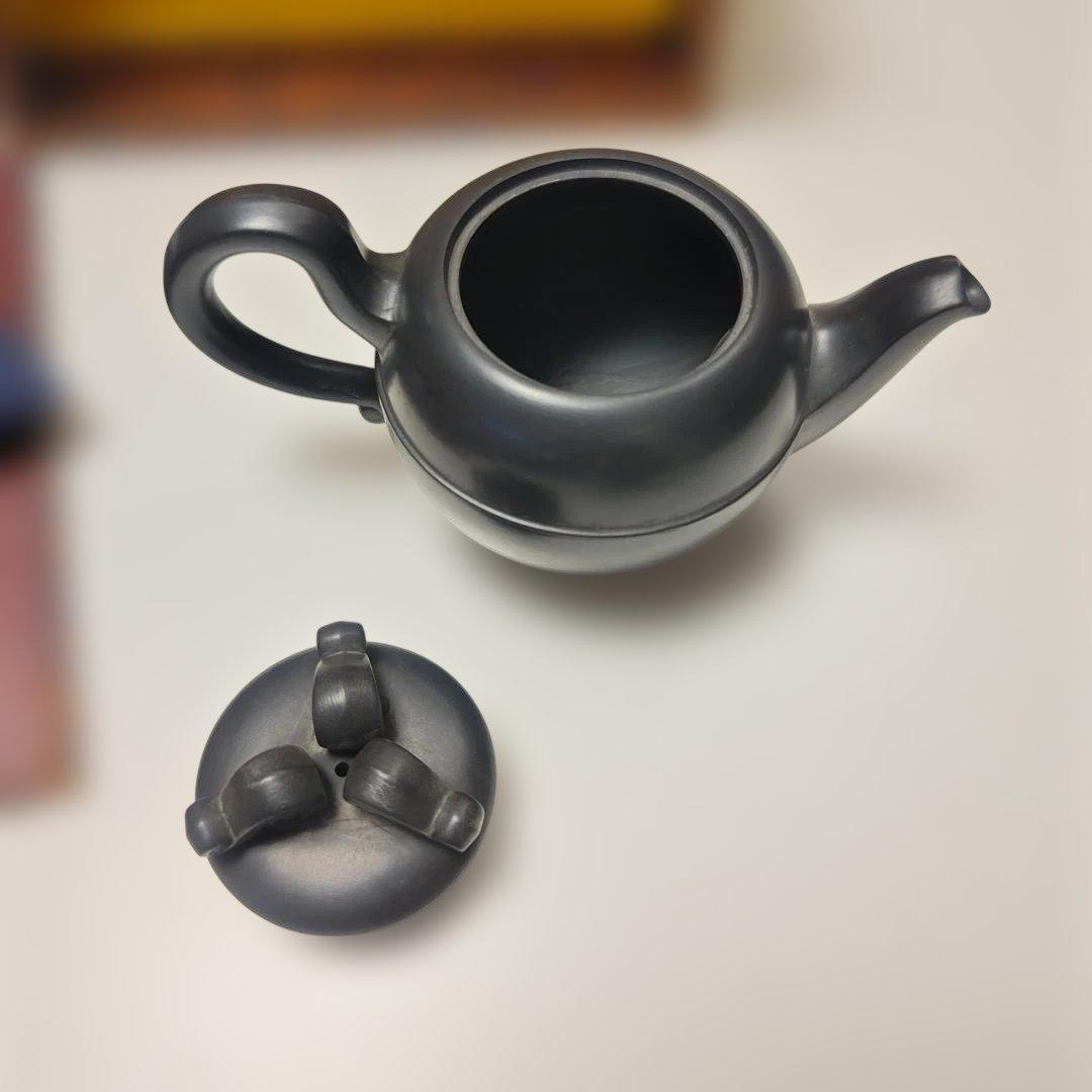 動物頭部 急須 黒色 黒泥製　朱泥　紫砂壺