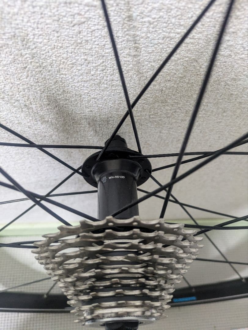 ホイールセット SHIMANO WH-RS100　sora9速スプロケット着き