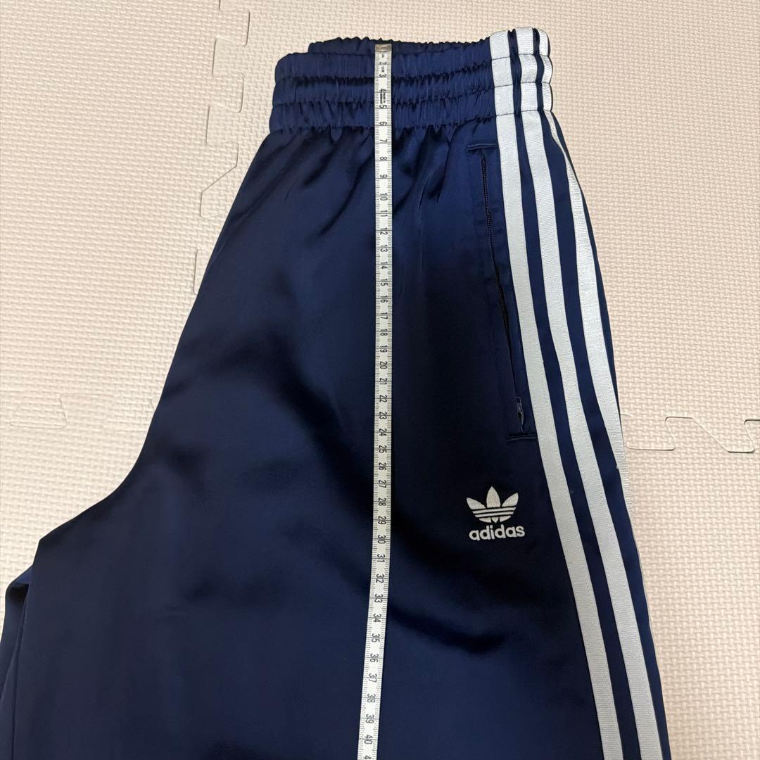 《値下げ》adidas ネイビー ジャージ　トラックパンツ M