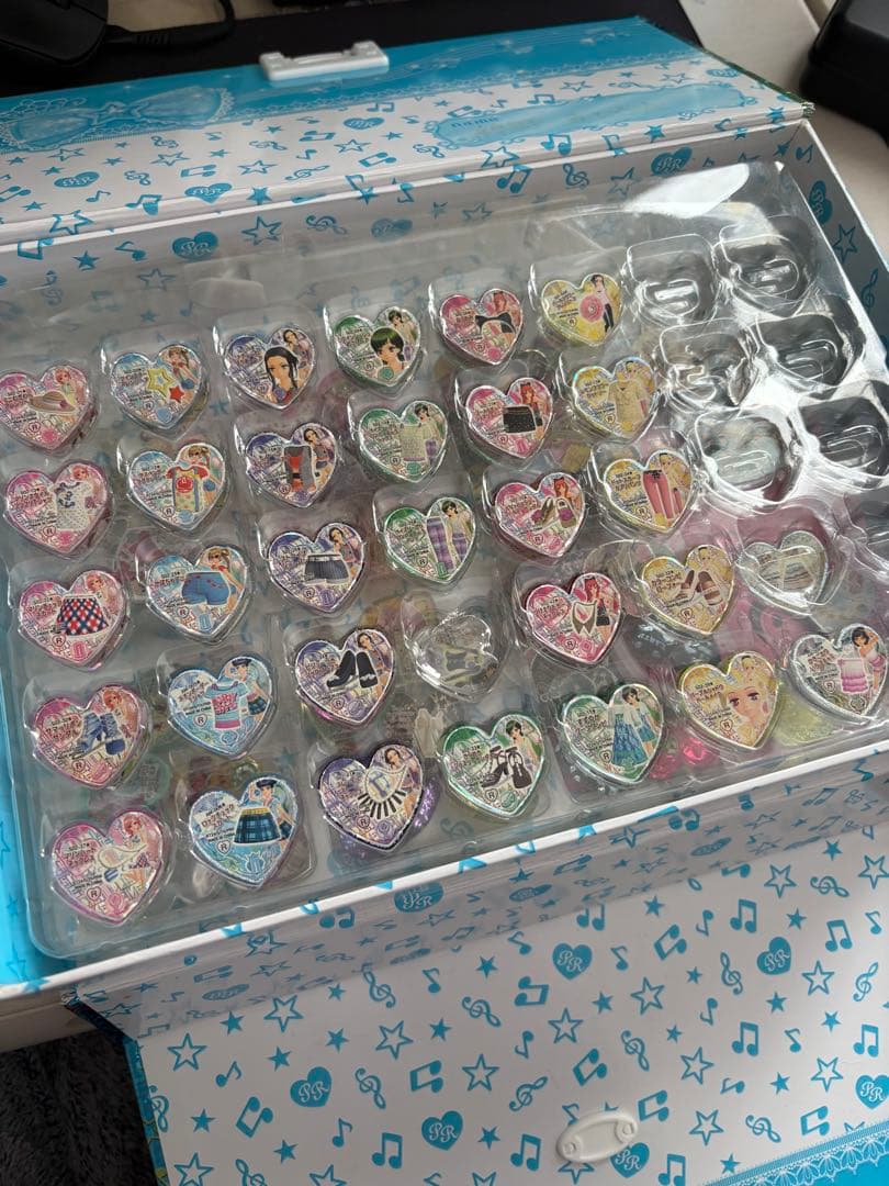 プリズムストーントランク