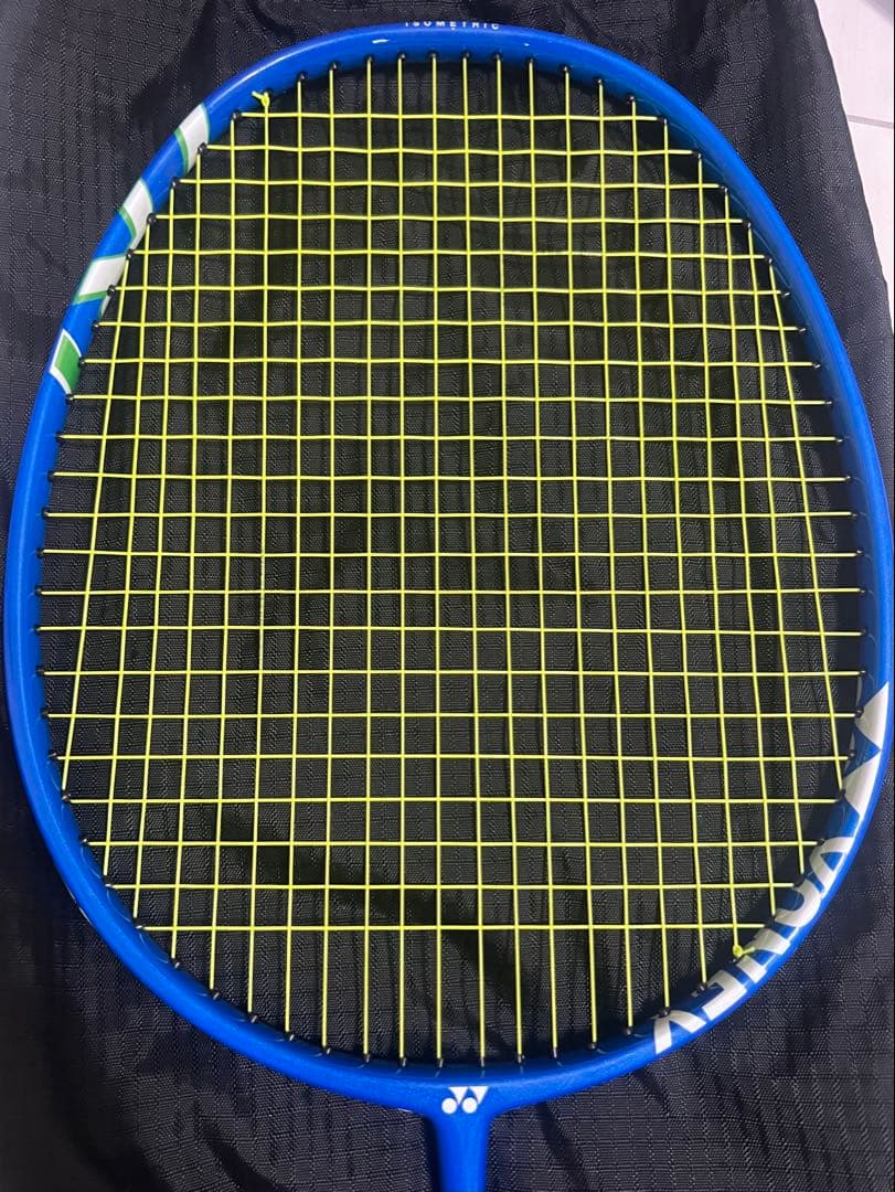 42☆YONEX トレラケTR1