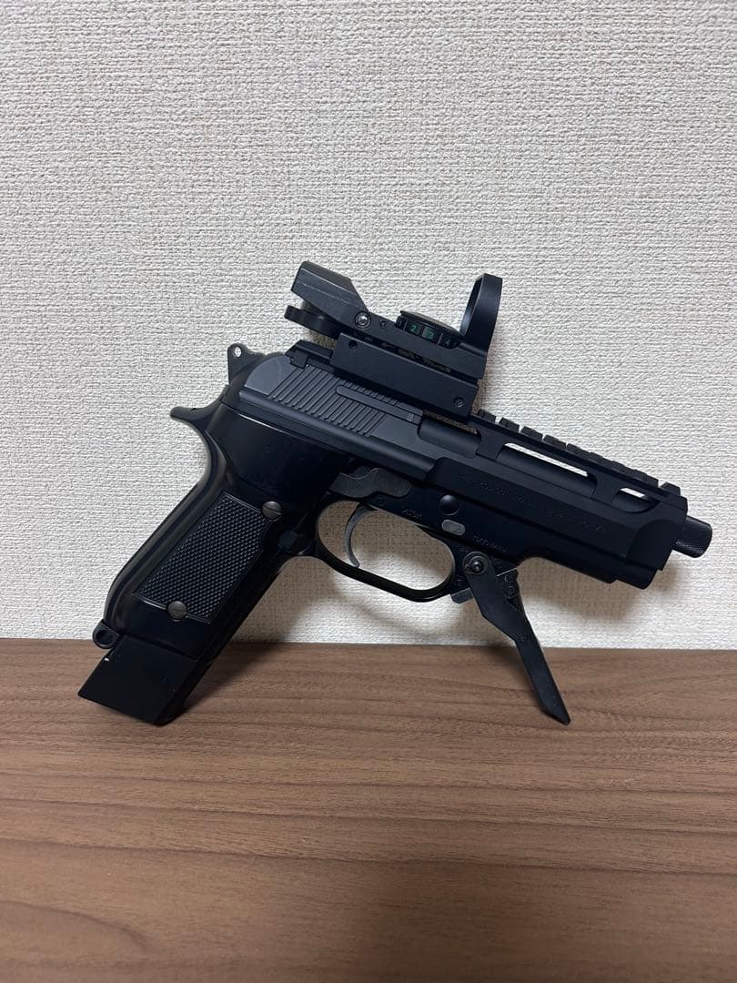 【動作確認済！】　東京マルイ　電動ハンドガン　ベレッタ　M93R
