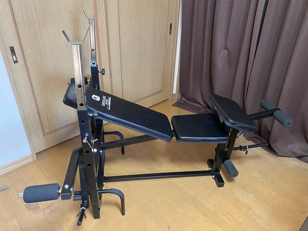 筋トレ用具　可変式ベンチ