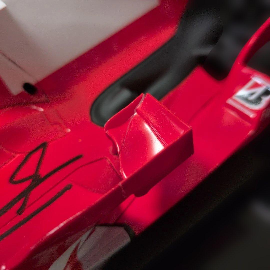 フェラーリ248F1 サイン入りモデルカー