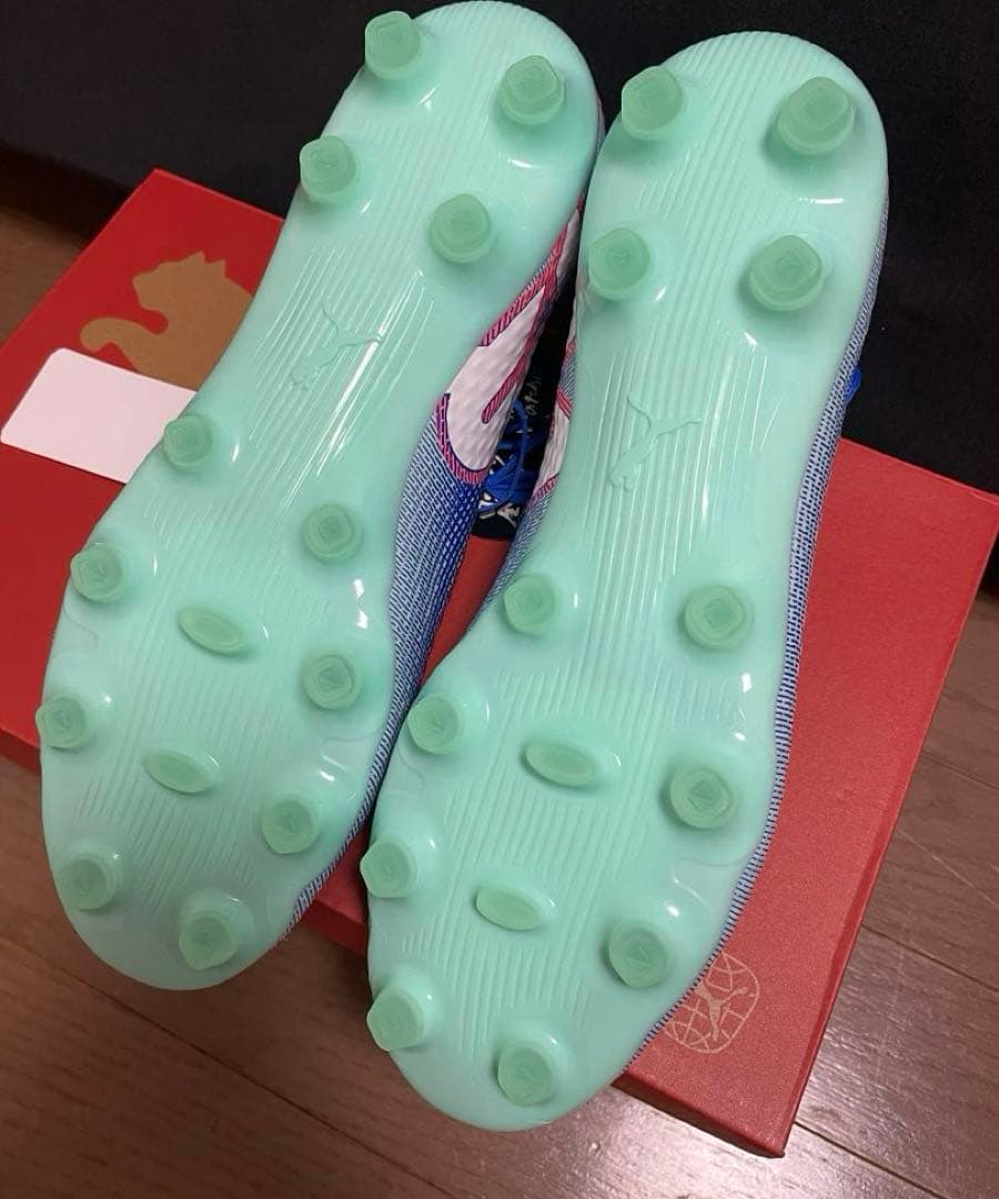 【新品未使用品】PUMAサッカースパイクフューチャー28cm