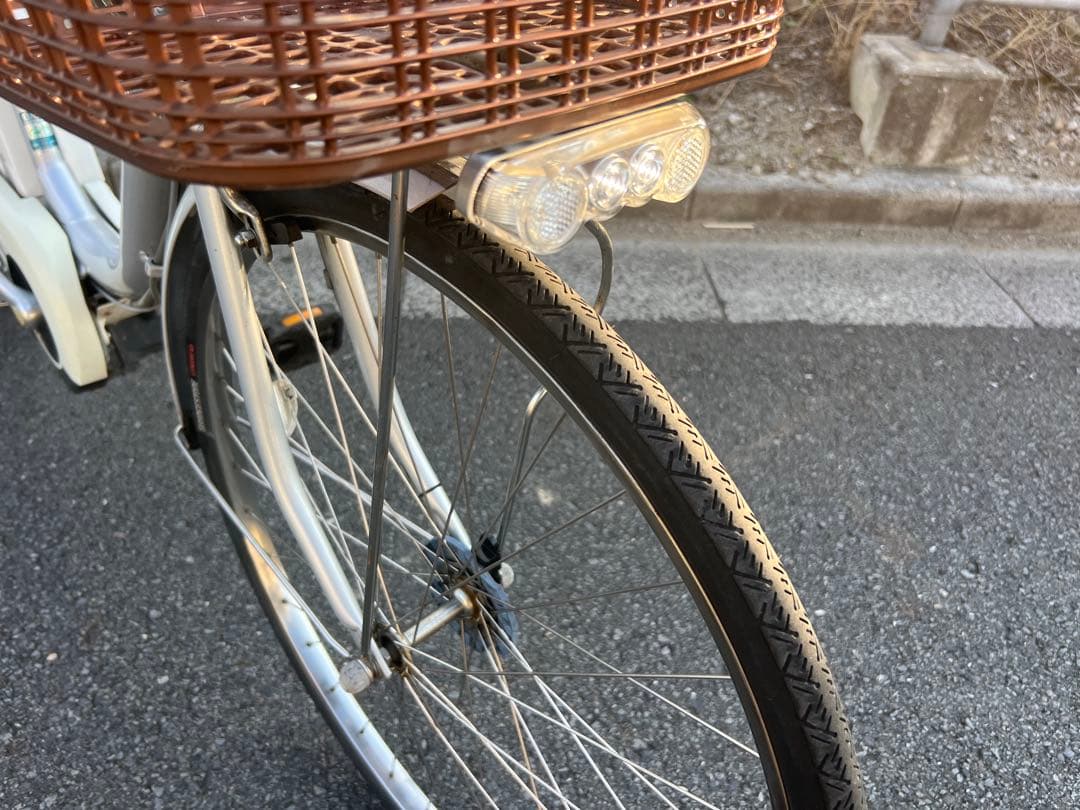 ブリジストンアシスタ電動アシスト自転車26インチ　関東圏配送可能　26