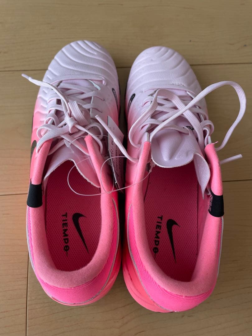 トレシュー　25.5cm NIKE
