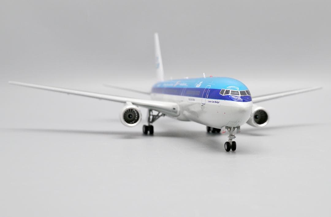 KLMオランダ航空 767-300ER PH-BZF 1/200