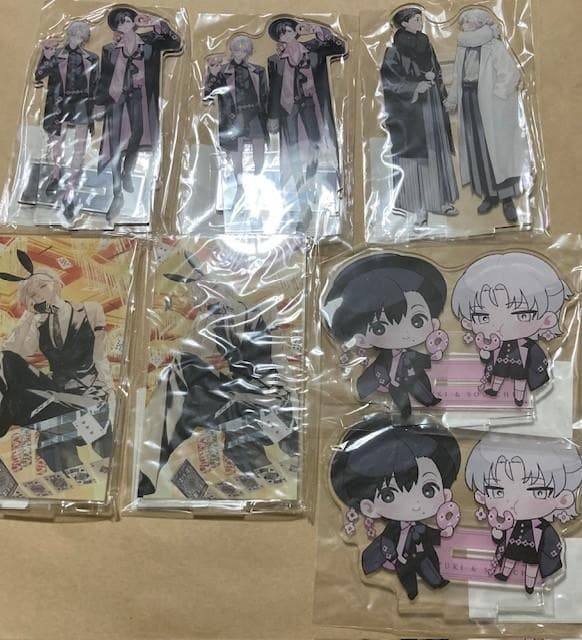 泉月と聡一 うごんば先生 DMMスクラッチ アクスタ 缶バッジ　色紙