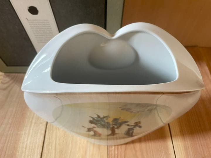 サルバドール・ダリ　花器　花瓶　磁器　神曲シリーズ　専用箱・保証書付
