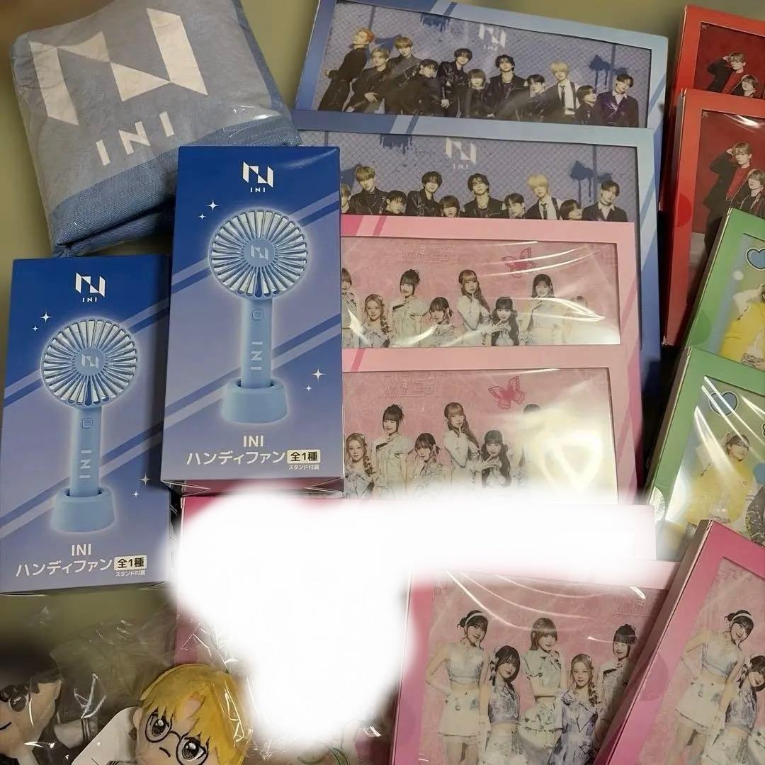 GIGO限定JO1 INI ME:I DXTEEN IS:SUE コラボ52点