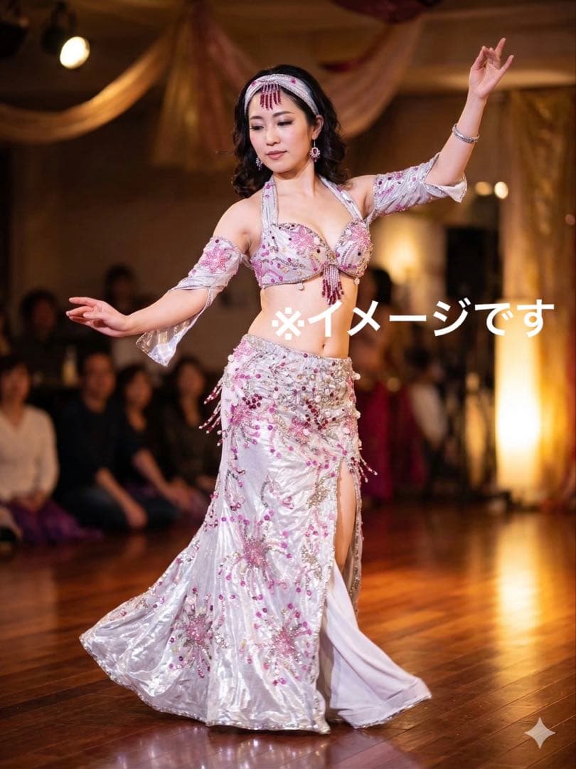 ビーズがいっぱい！ベリーダンスセットアップ