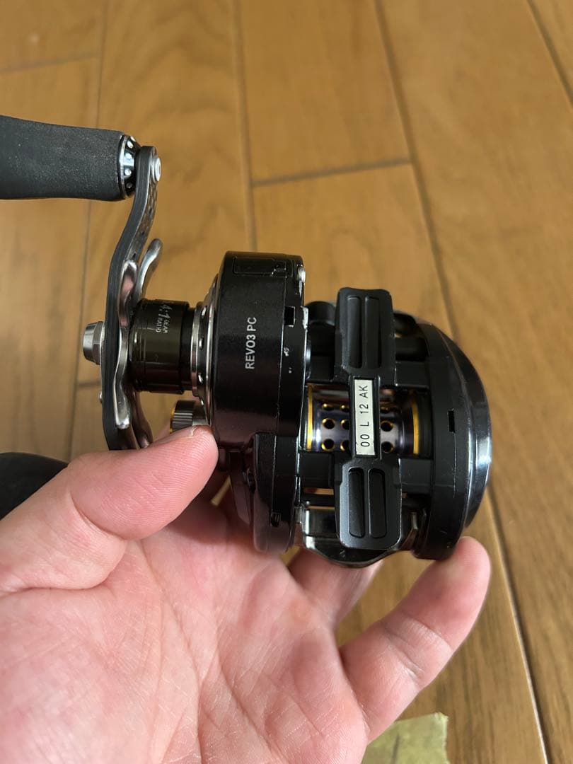 ①アブガルシア　レボ　パワークランク5 revo