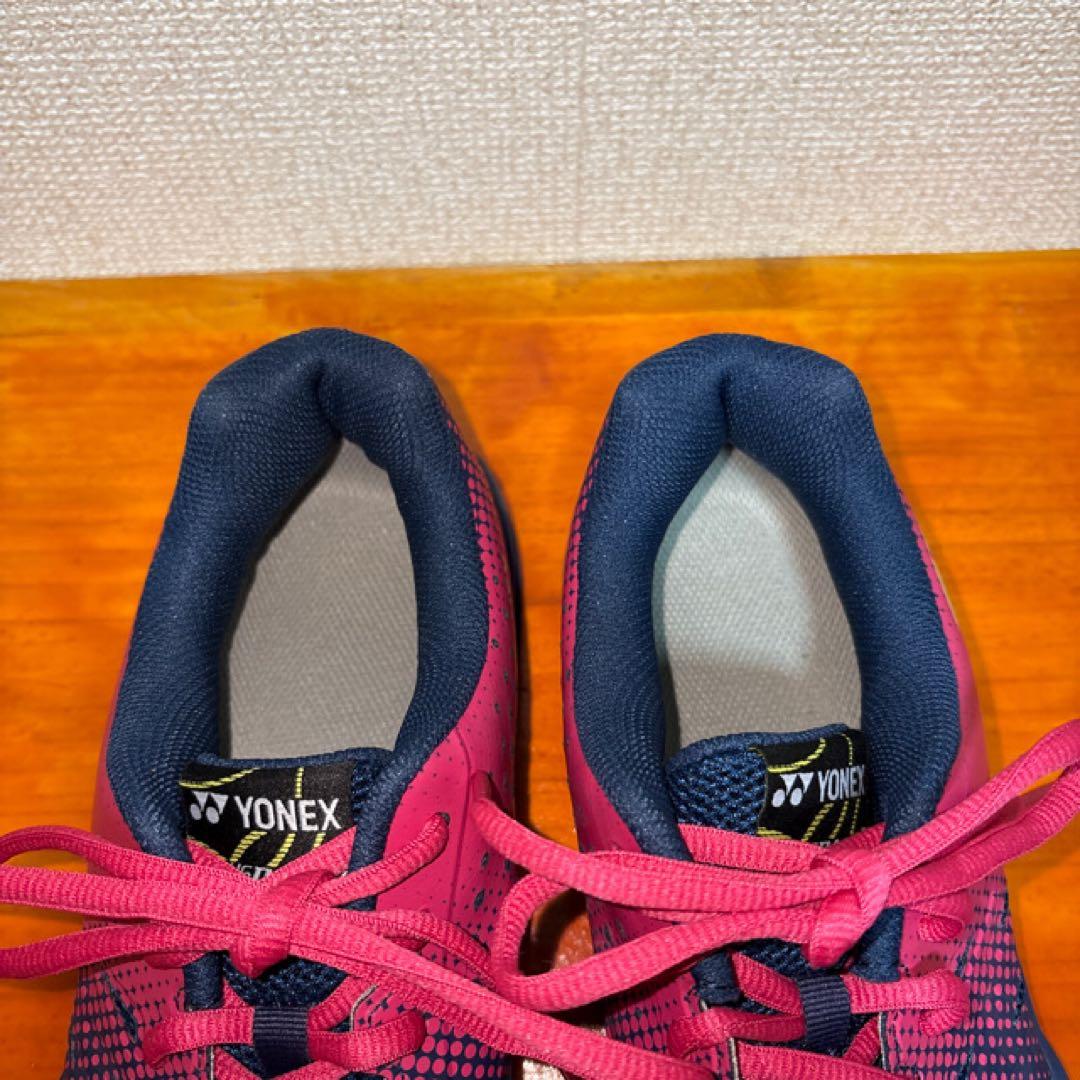 ❀美品 27.5cm ヨネックス エアラスダッシュ ピンク 紺 ネイビー