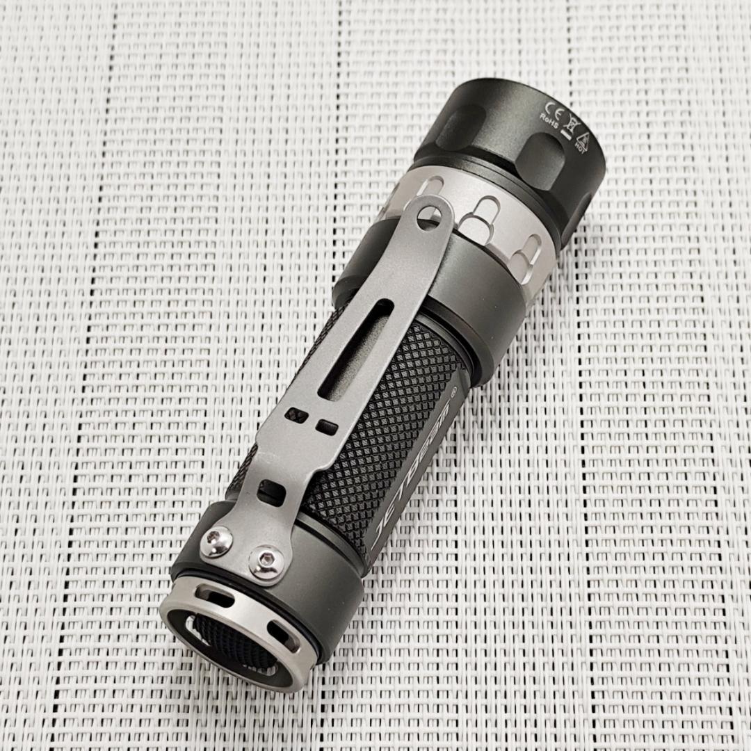 《未使用》JETBEAM RRT-01 CREE 950ルーメン