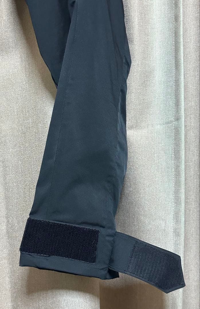 入手困難 新品 未使用 シンイチロウアラカワ カーゴパンツ Mサイズ ブラック