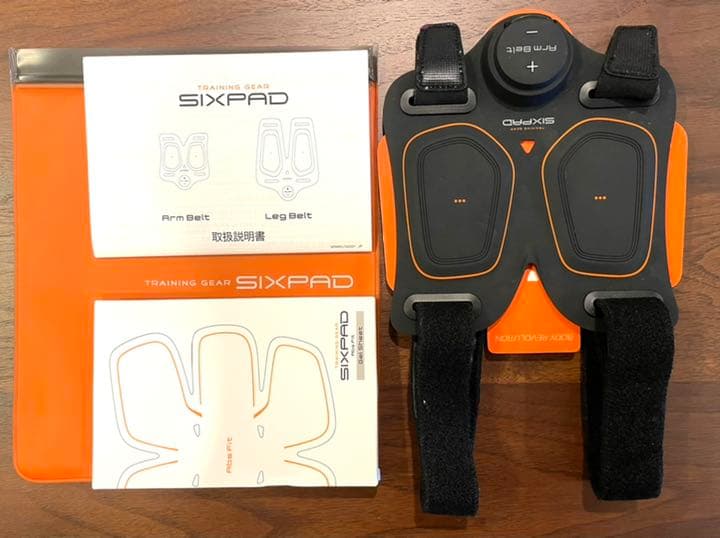 SIXPAD アームベルト(送料込、付属ご確認下さい⭐︎)