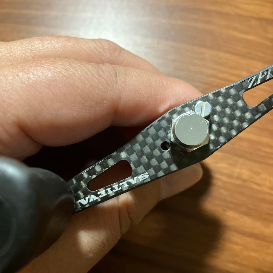廃盤レア　美品　ダイワ用　ZPI ソルティーバ　Wハンドル　リブレ　バランサー