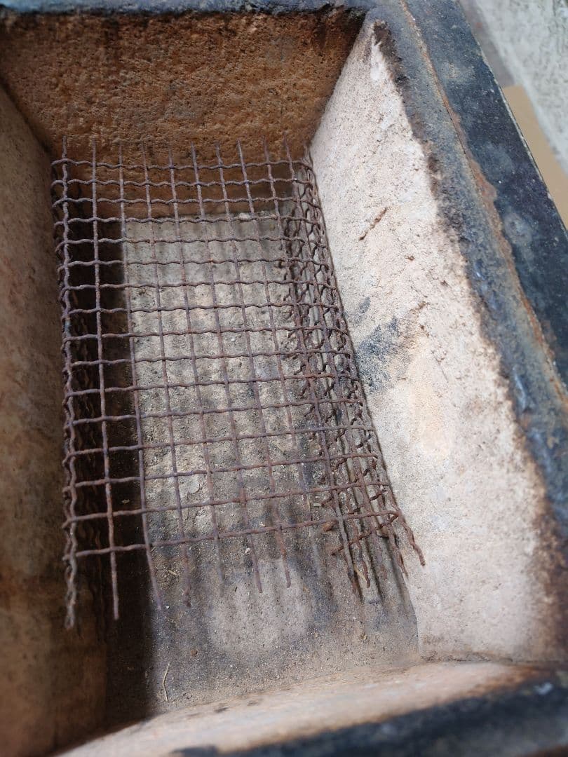 炭 七輪　コンロ　囲炉裏　網10枚、下敷き付き　アンティーク レトロC