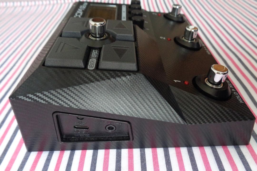 ZOOM G2 FOUR　マルチエフェクター　美品！　ギターエフェクター