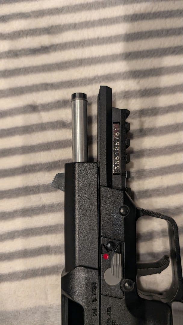 ファイブセブンピストル　CO2　Five-Seven マルシン 予備マガジン付き