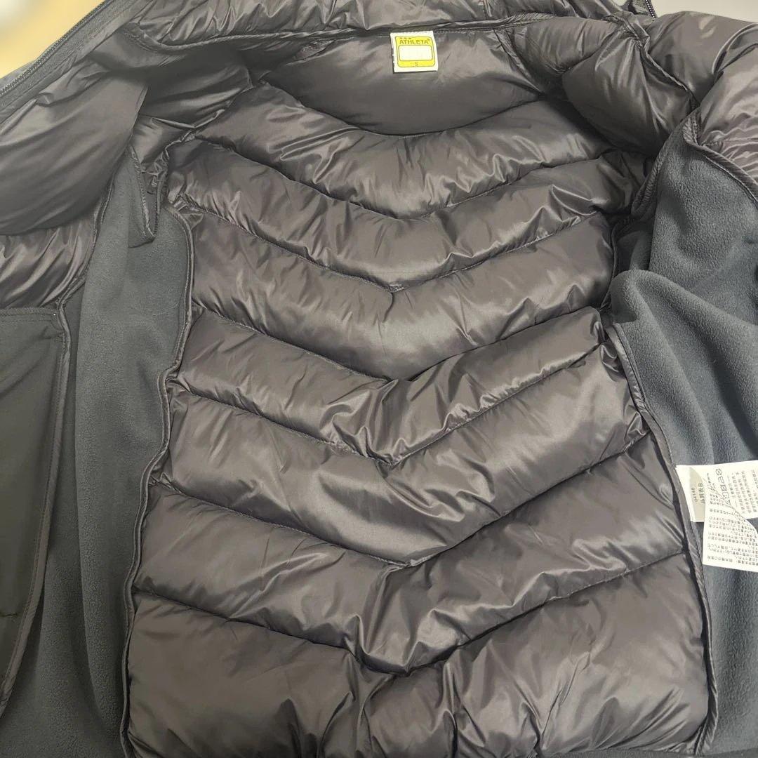 ATHLETA ブラック コート Sサイズ