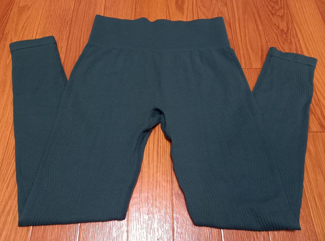 SUKALA スカーラ ウエーブリブアクティブレギンス ダークグリーン M