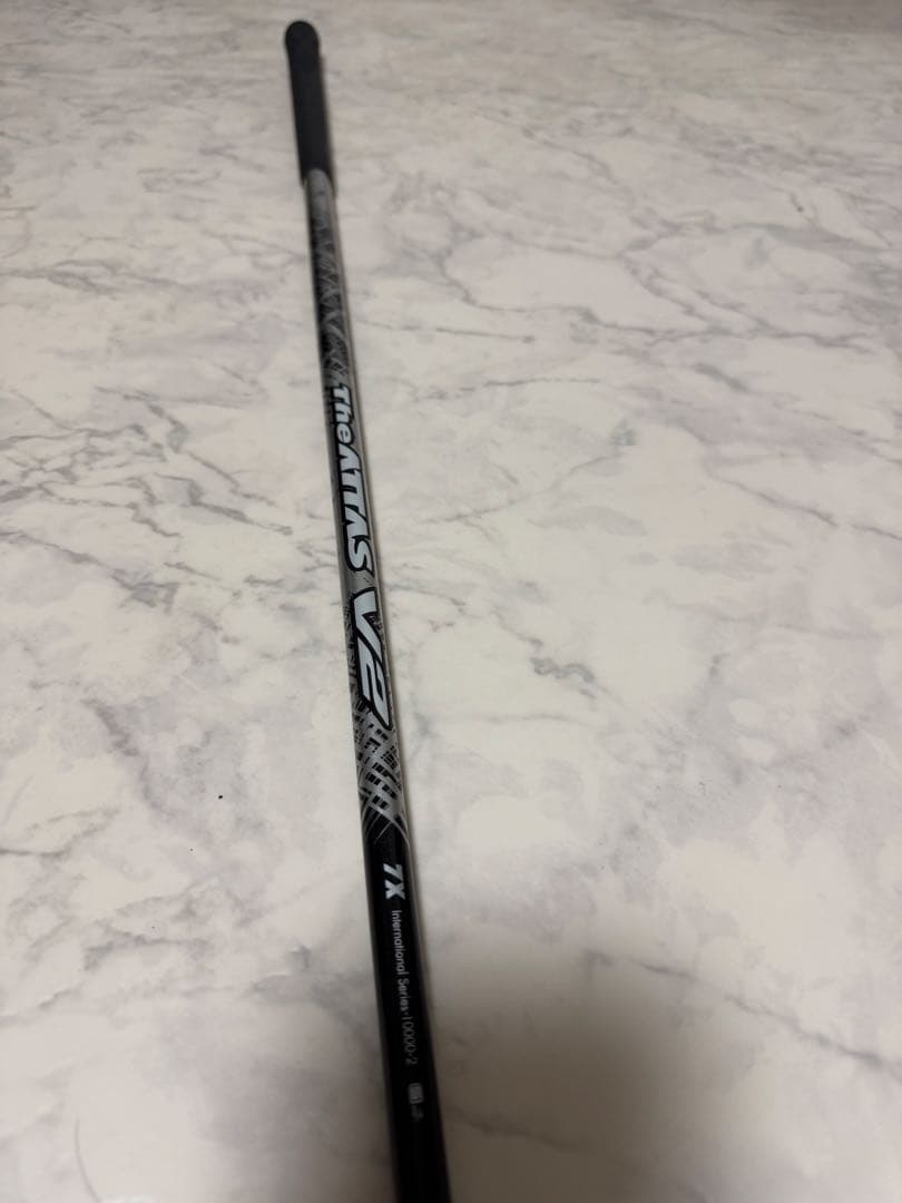 The ATTAS V2 7X ゴルフシャフト 黒