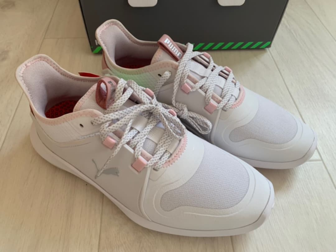 【新品】PUMA ゴルフシューズ　25.0㎝　スパイクレス　レディース