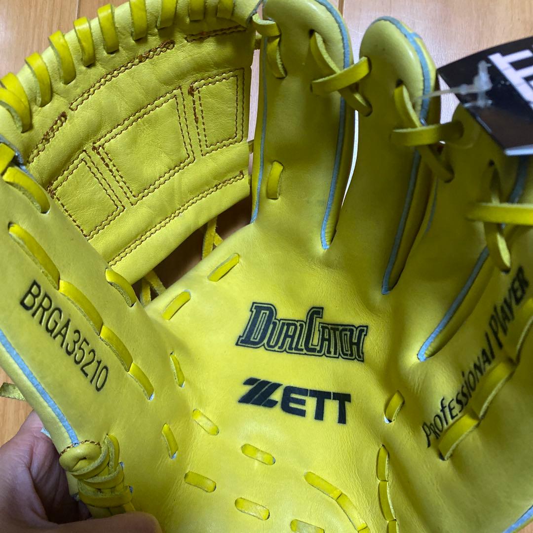 新品未使用ゼットDUALCATCH 軟式用グローブオールラウンド右投用 サイズ4