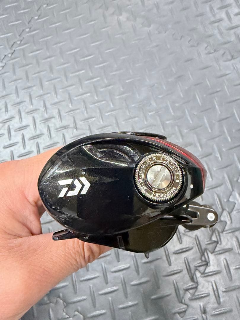 Daiwa 20HRF PE SPECIAL 8.1L-TW 左ハンドル　超美品