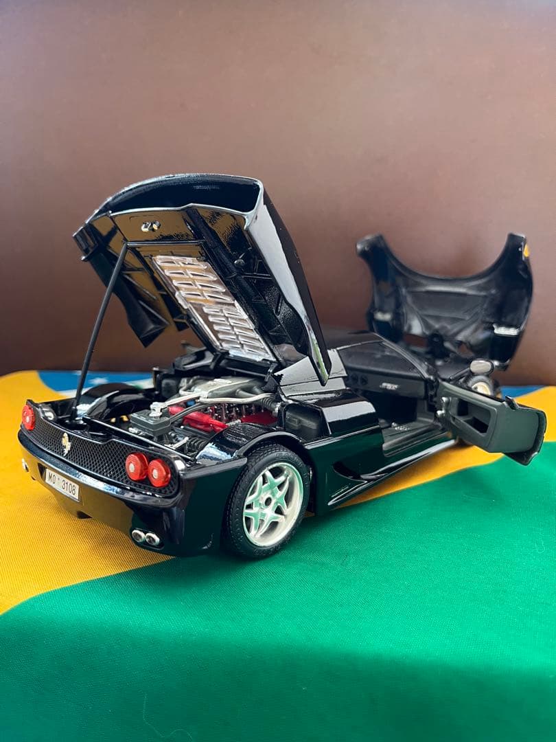 フェラーリF50 1/18ブラーゴ