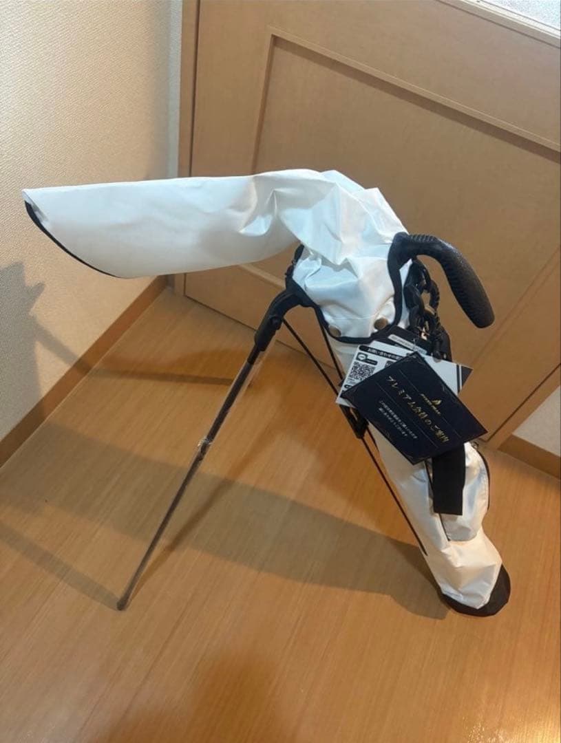 未使用　ホワイト ゴルフスタンドバッグ
