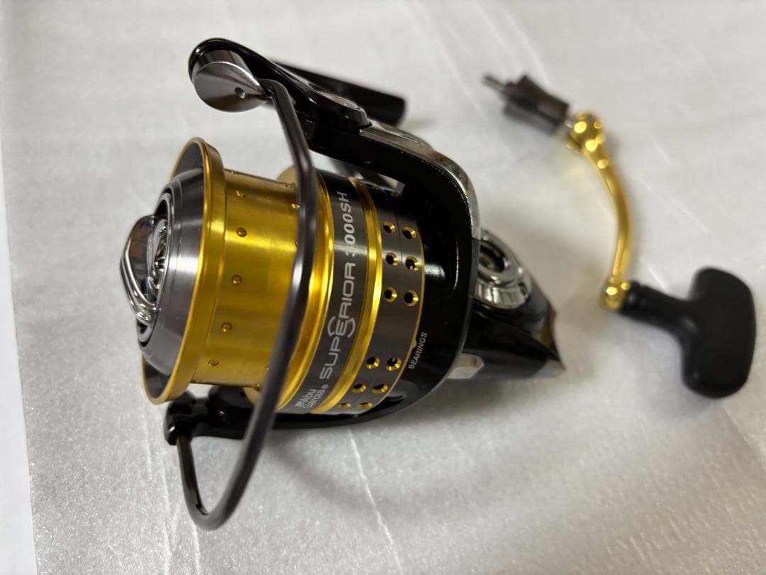 新品未使用　アブガルシアスーペリアAbu Garcia スーペリア 3000SH