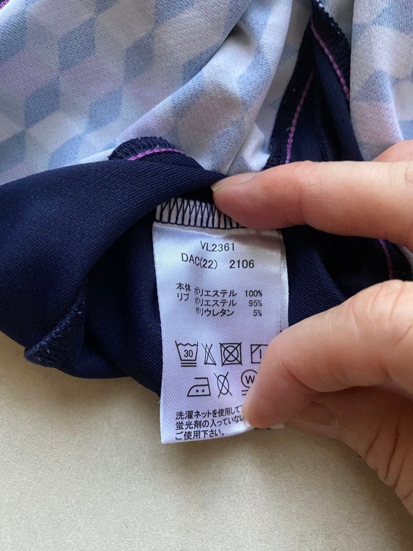 再度お値下げしました〜✨FILA テニスウェアセット 幾何学模様Lサイズ